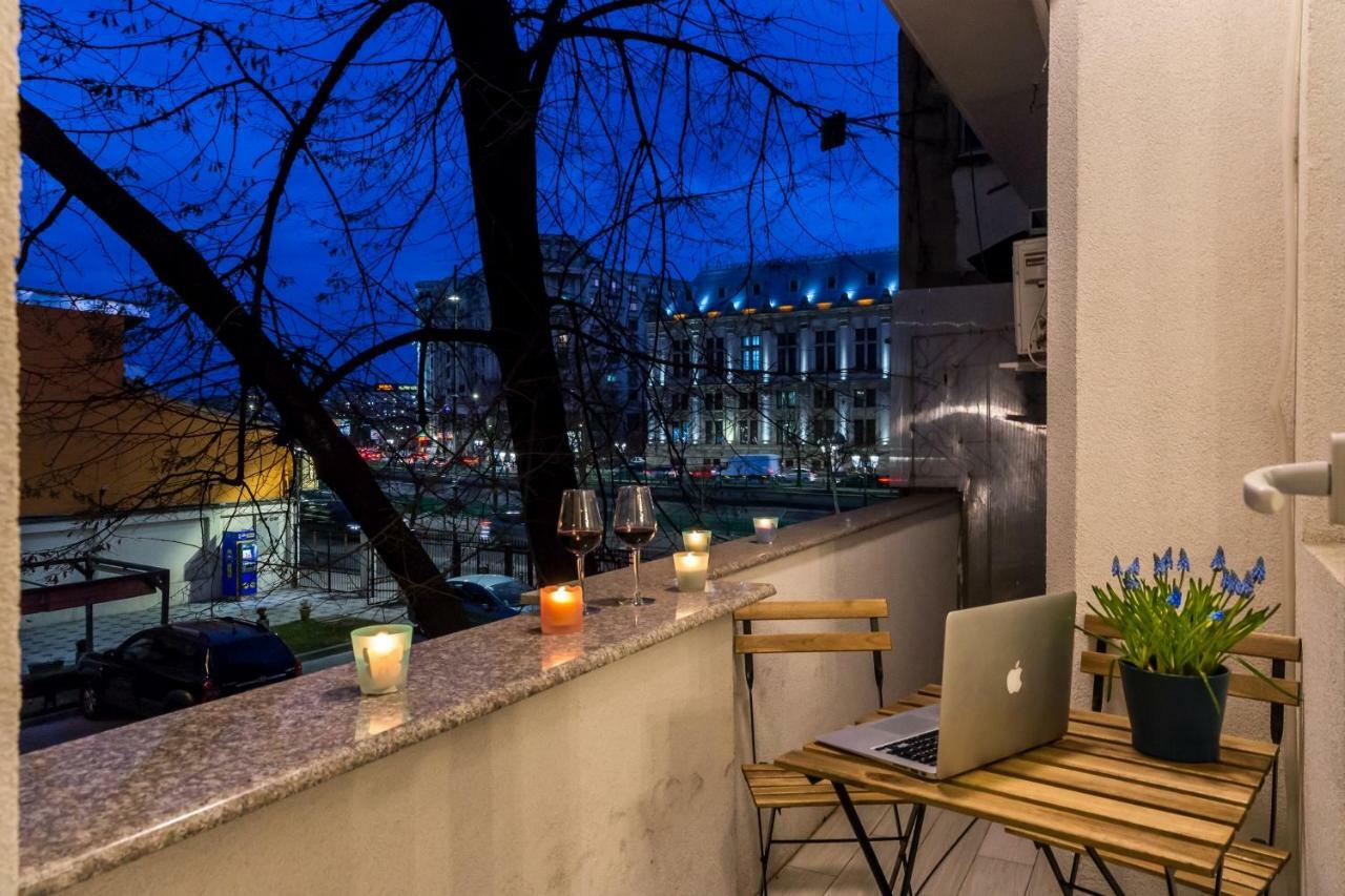 Ferienwohnung White Nights Of Old Town Bukarest Exterior foto